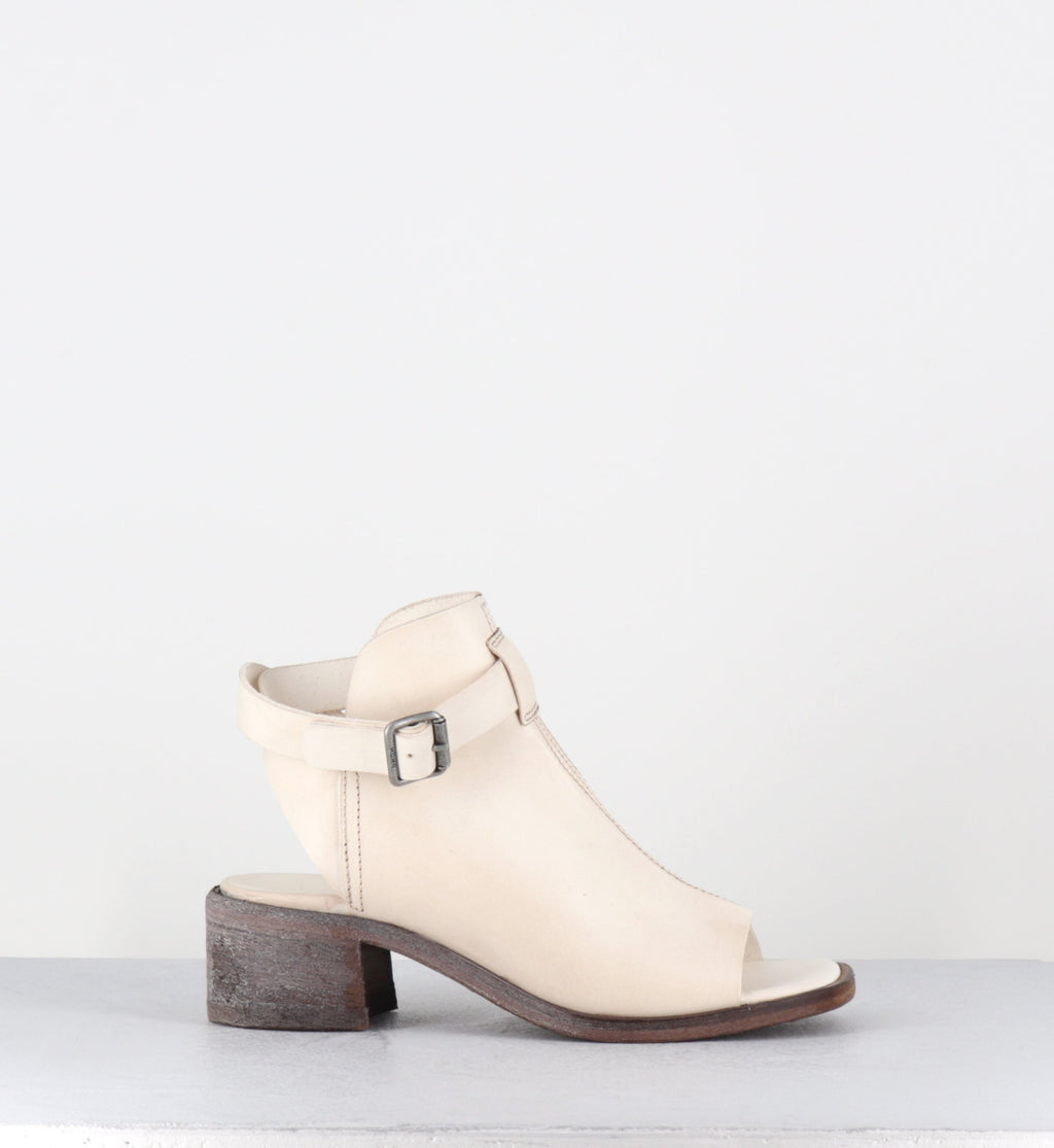 Sandales 'open-boots' en cuir blanc talon bloc - 34501G OIL BIANCO