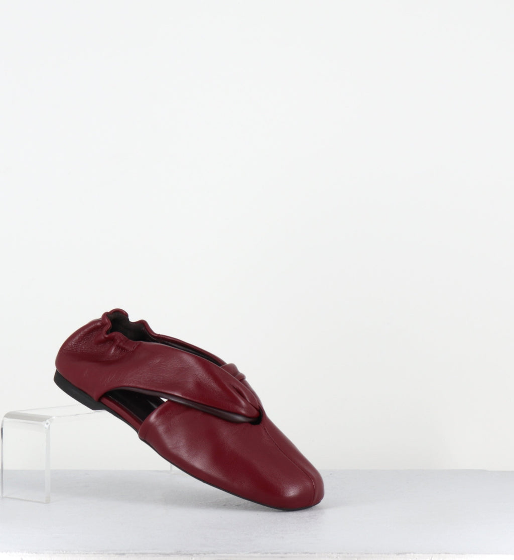 ALAULA BURGUNDY BALLET