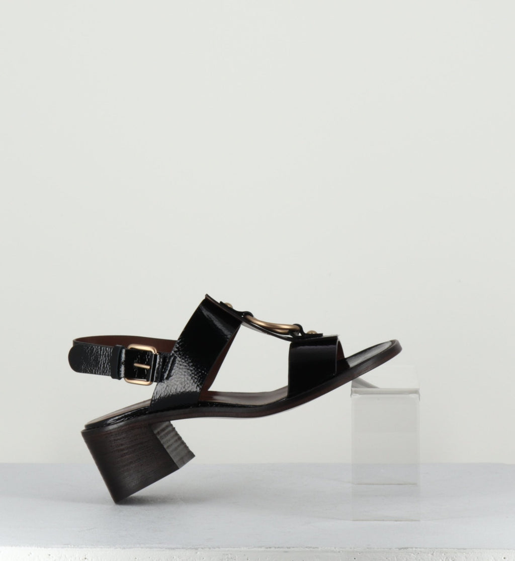 PE21004 NERO