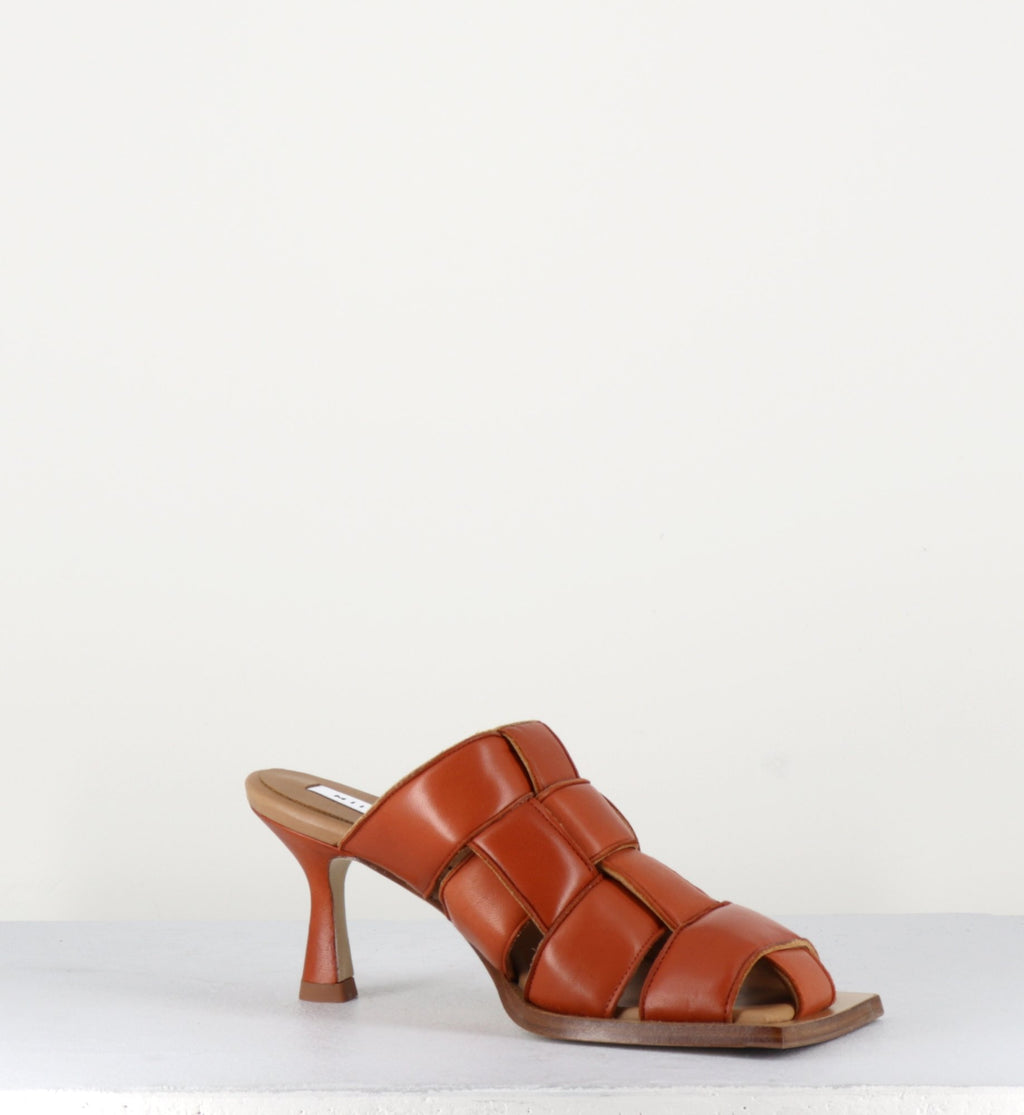 MAYTE BRICK MULES
