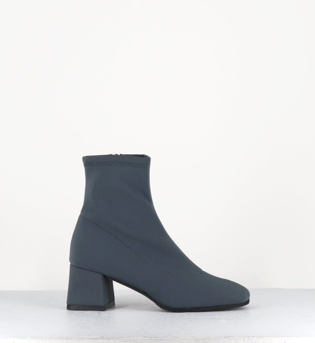 VARE2 ELASTICO GRIGIO