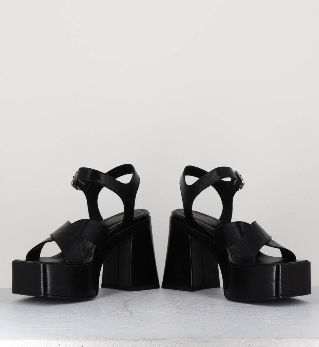 PE7637 NERO