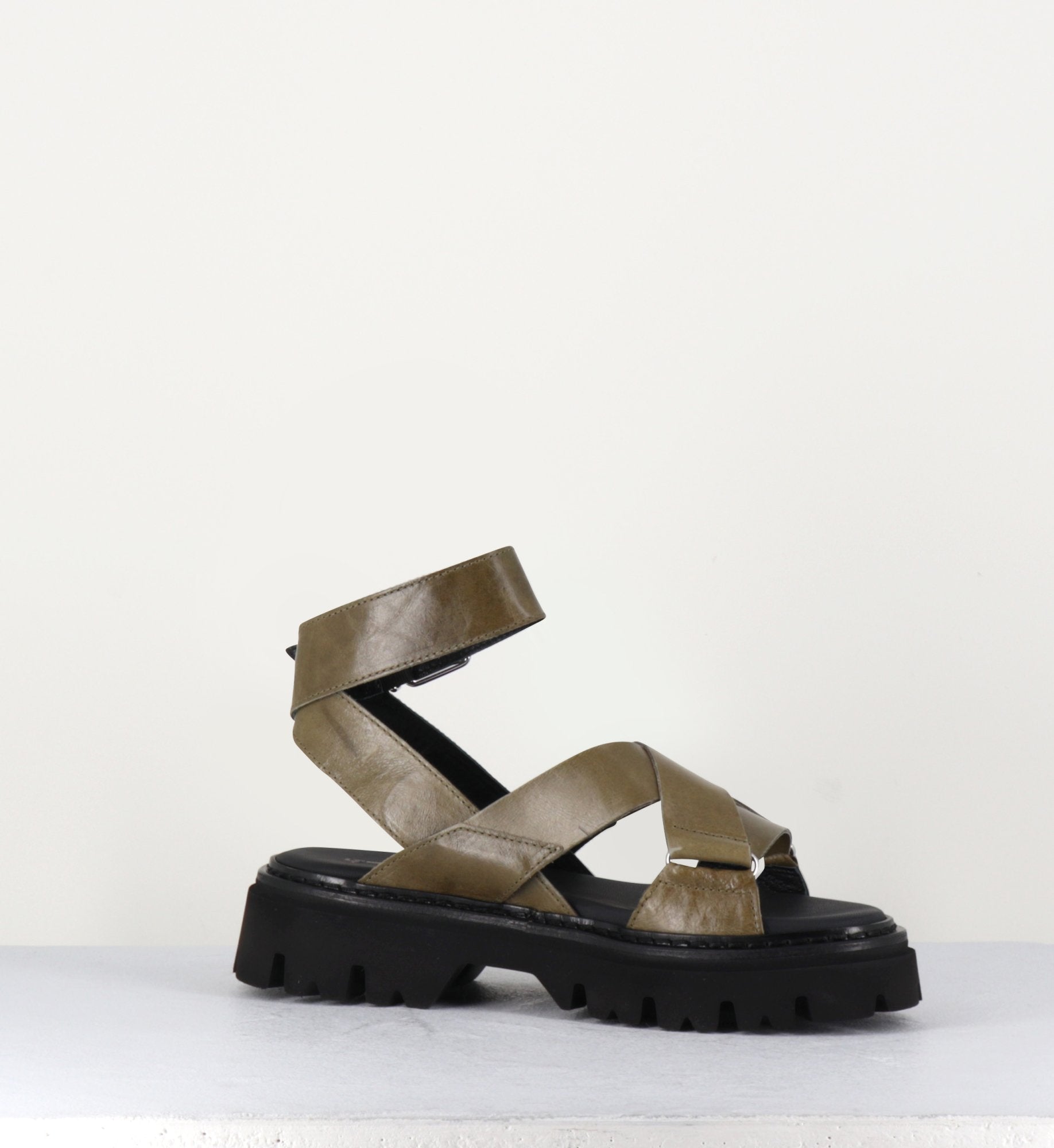 Sandales semelle épaisse en cuir khaki - PE7455 MILITARE
