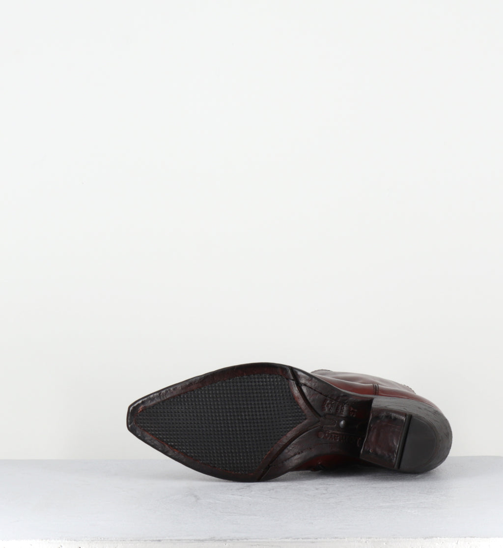 GU02C25 DIVER COOPER