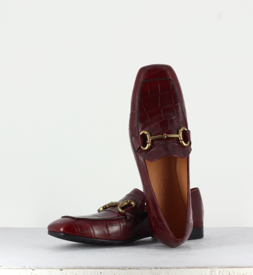 Mocassins plats à bout carré en cuir estampillé croco bordeau  MARA BINI - F536 BORDEAU