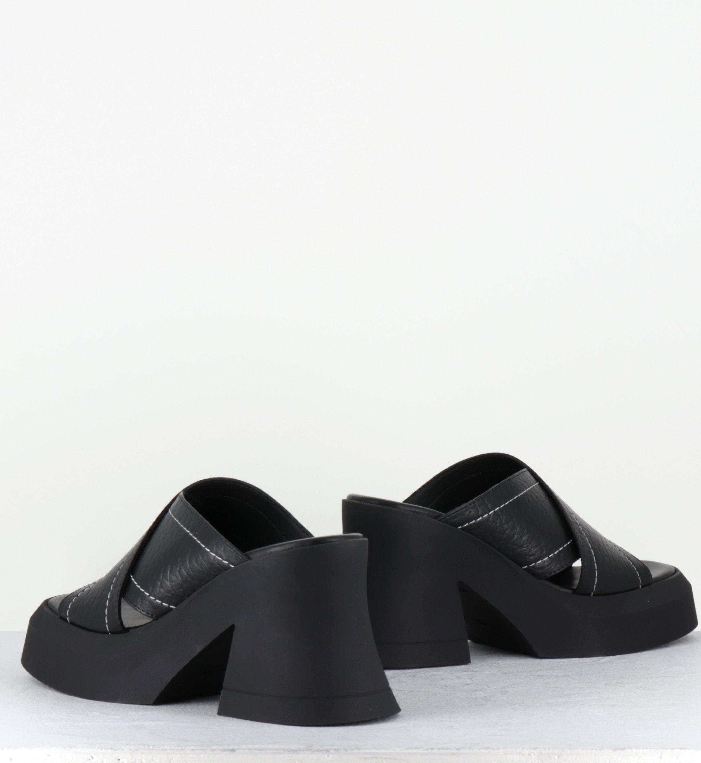 RAISSA BLACK MULES