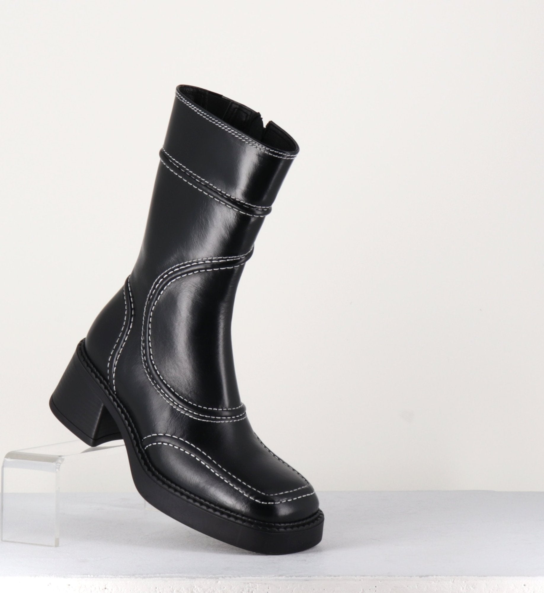 MALENE BLACK ANKLE BOOTS