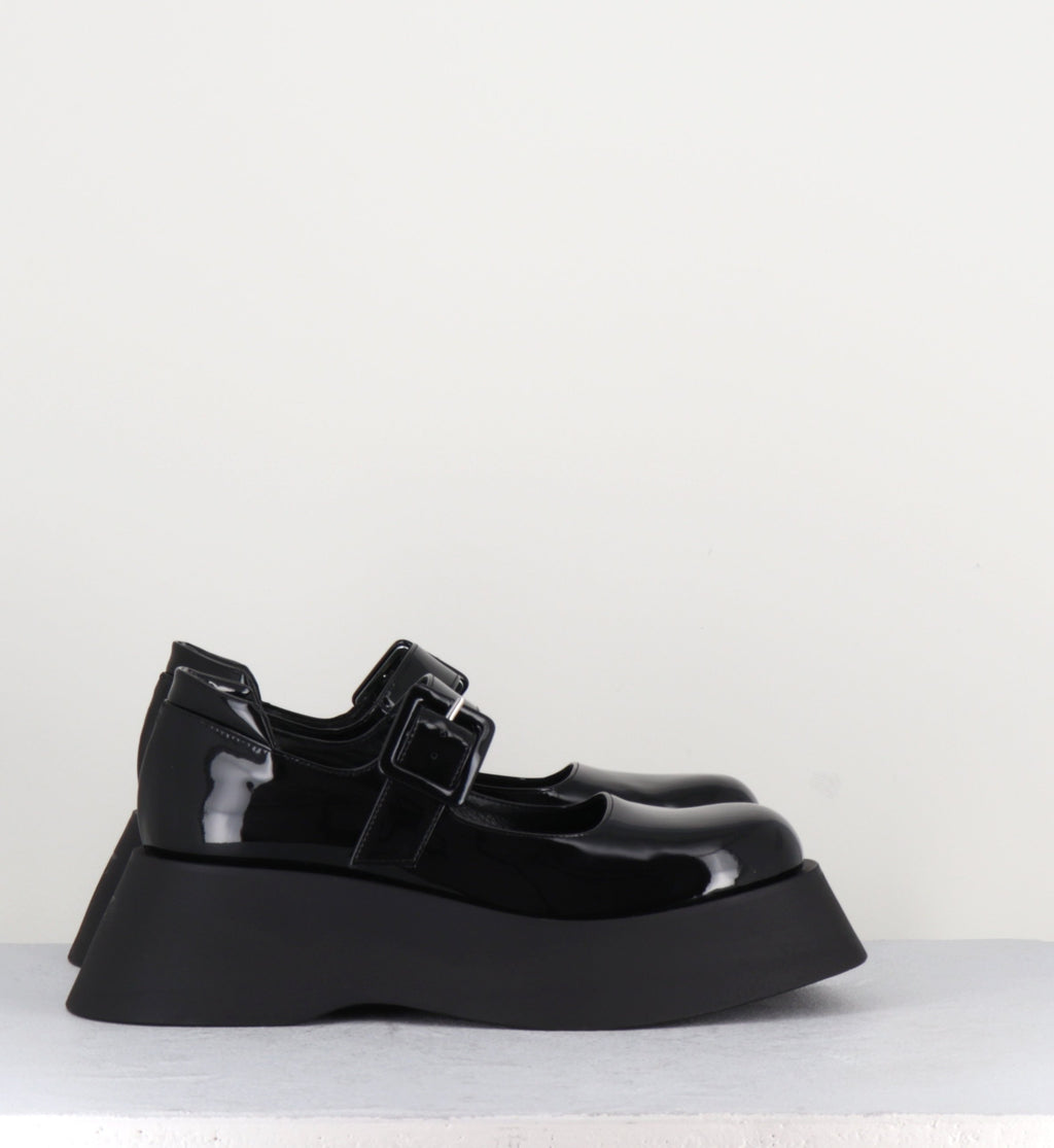 CORA VERNICE NERO