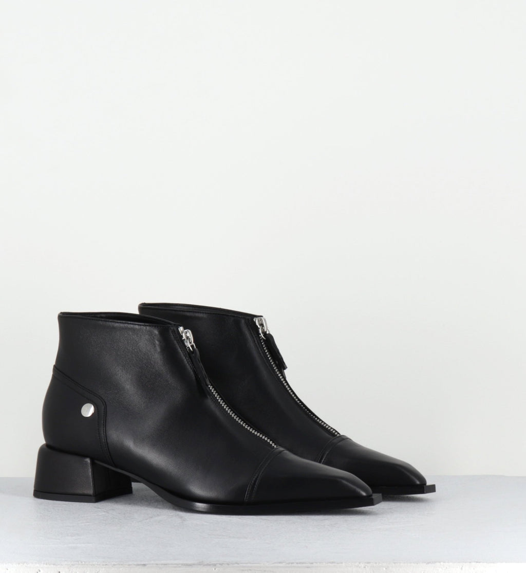 INE25 NAPPA NERO