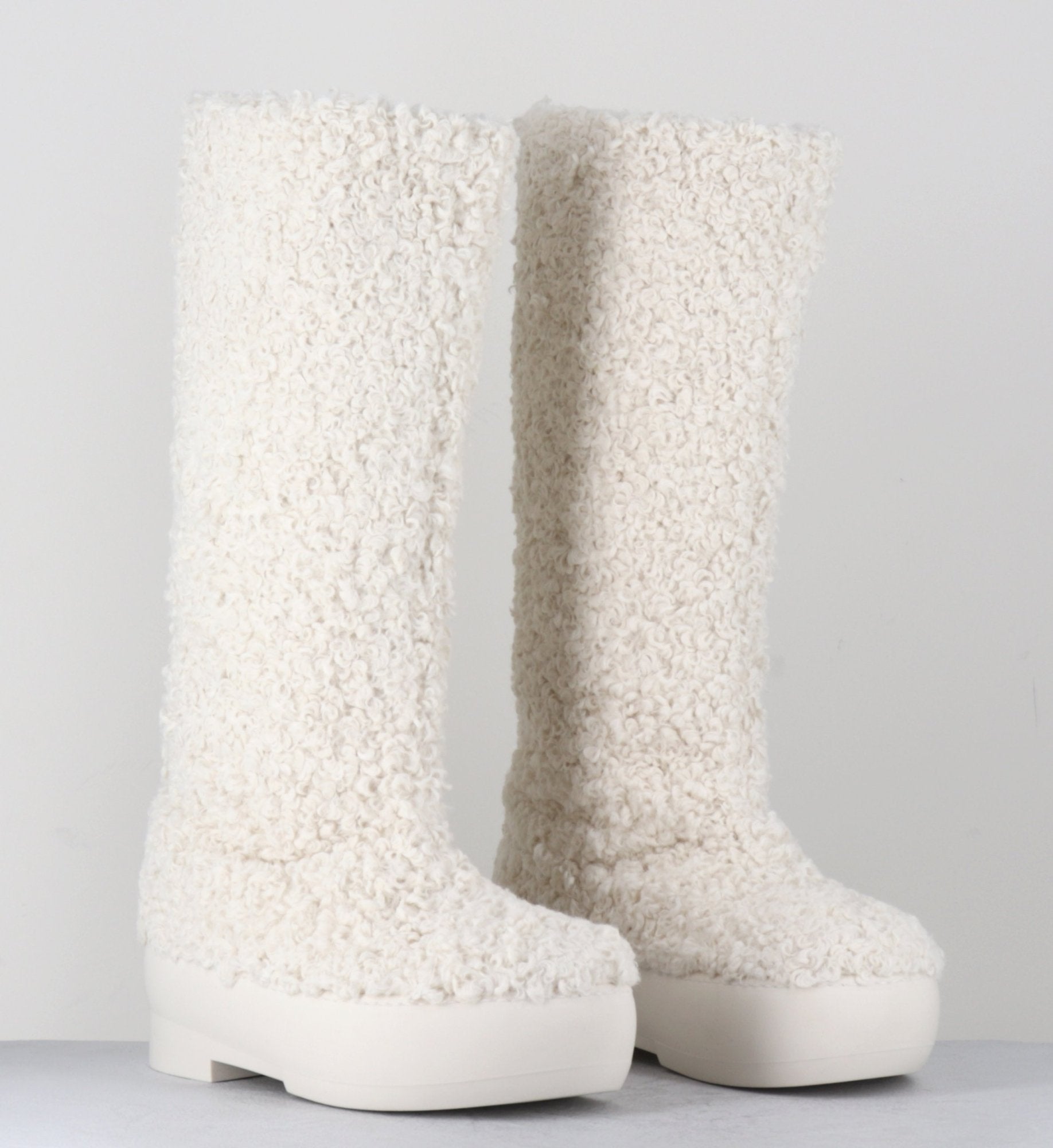 GIA-22 SHEARLING IVORY