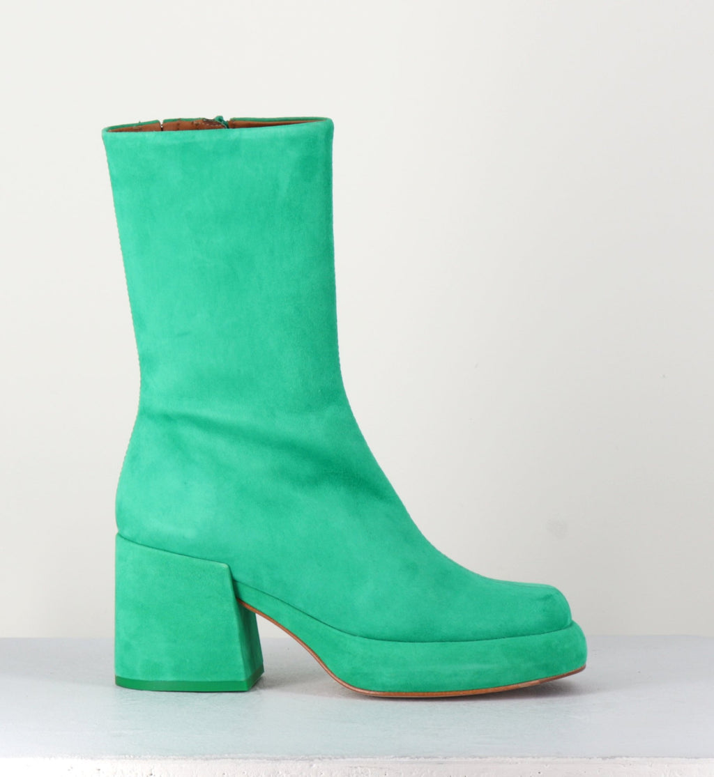 SUSAYE GREEN BOOTS