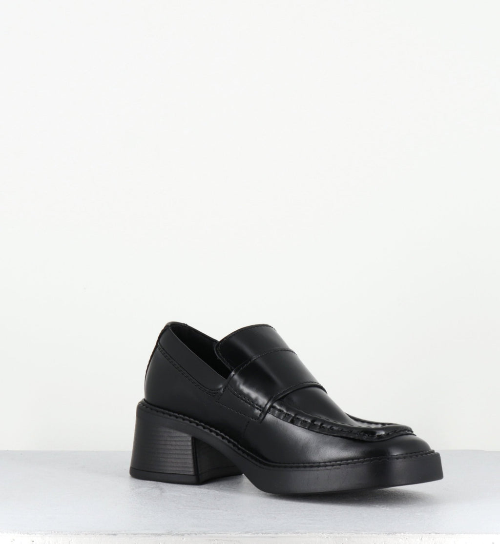 KARINA BLACK LOAFERS