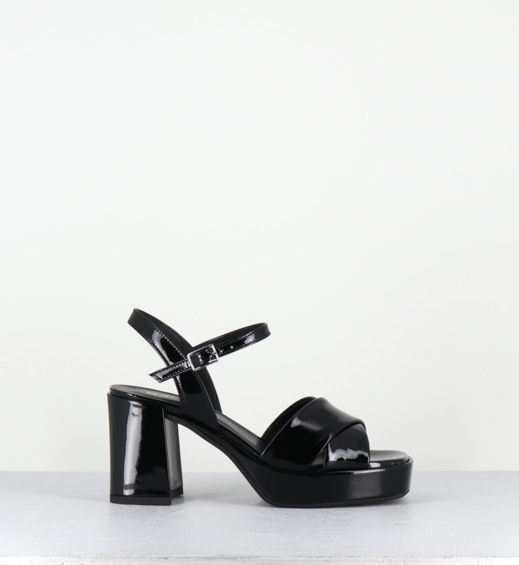 FEDA24 VERNICE NERO