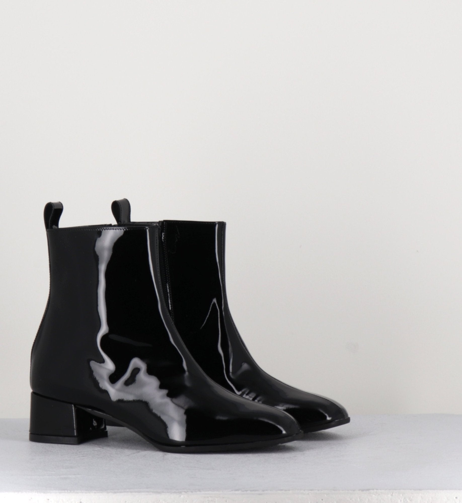 Boots 60s en cuir vernis noir - JANE VERNICE NERO