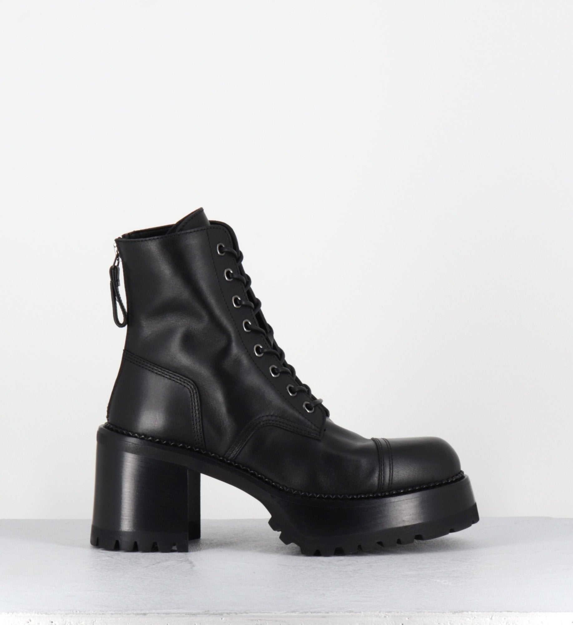 M4519 GAUCHO NERO