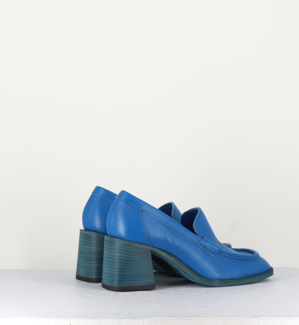 PE8630 BLU